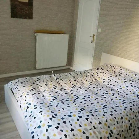 A 2 Pas Du Centre Διαμέρισμα