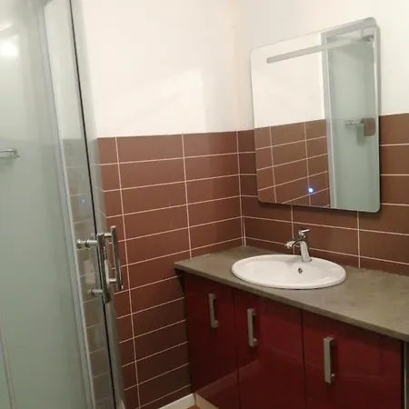 Διαμέρισμα A 2 Pas Du Centre